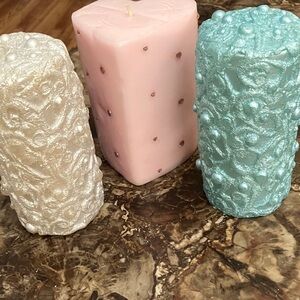 Elegant Pearl-Embellished Candle Set - Cream, Pink, and Blue